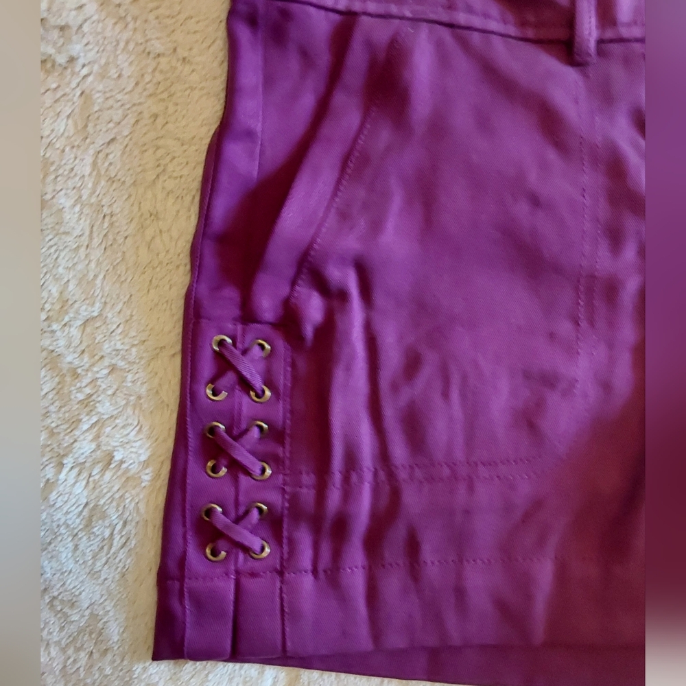 🌺 NWT WHBM Twill Lace-up Shorts - Picture 2 of 14